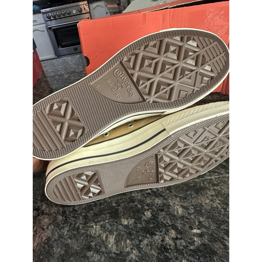 Converse Men's Chuck 70 Hi Dunescape Casual‎ Canvas Sneakers Shoes Trainers Sz 9 - Picture 7 of 11
